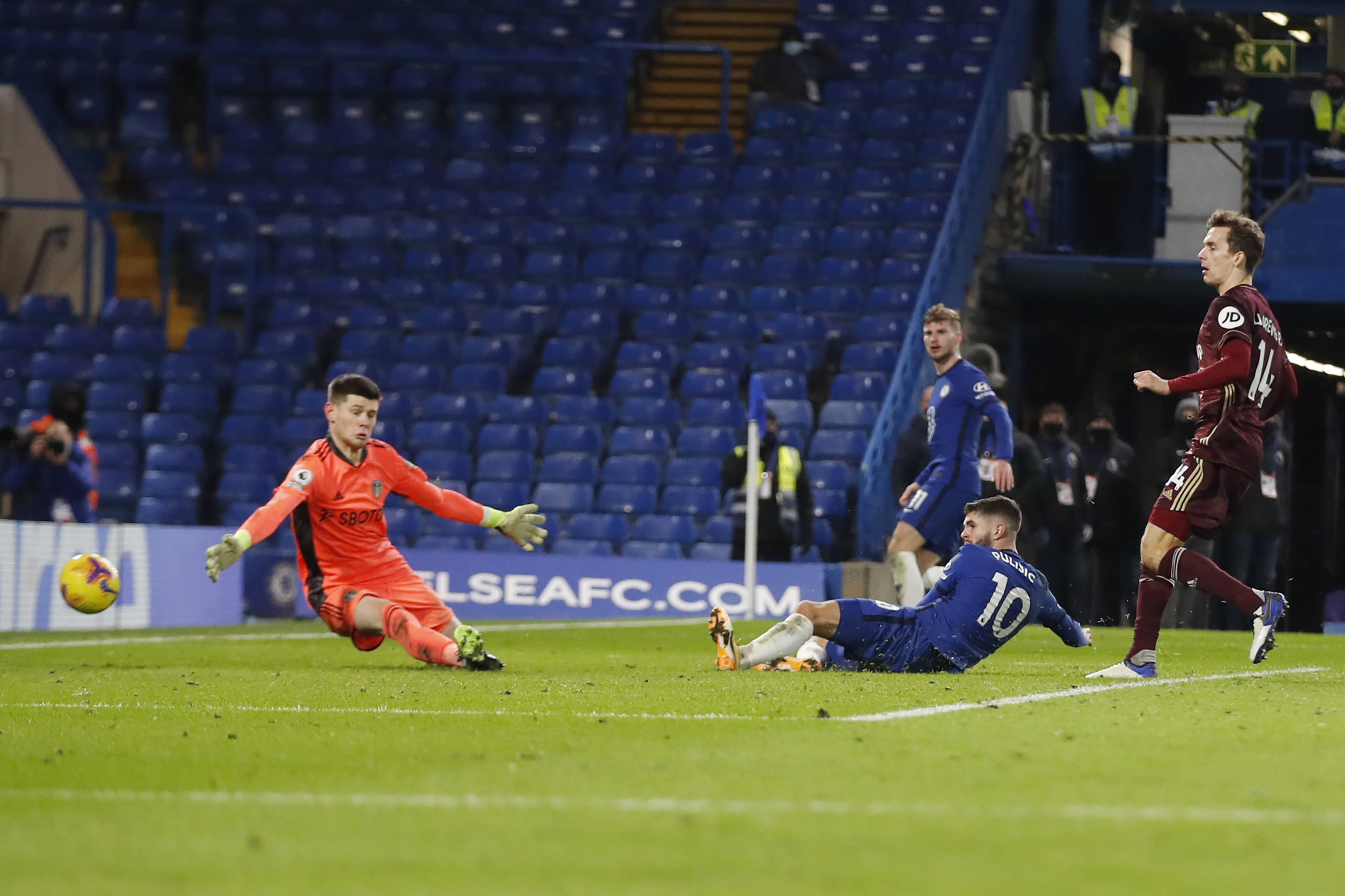 来自于外界 来自于外界