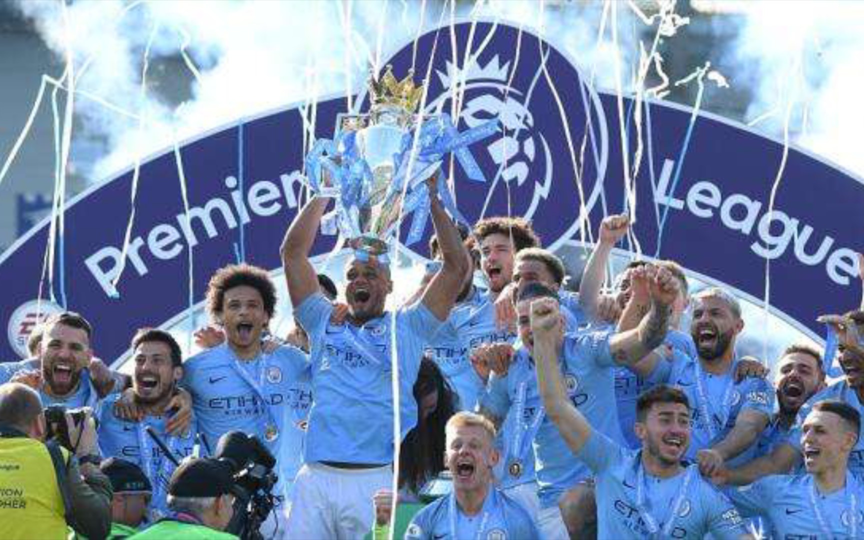 进行一系列 进行一系列